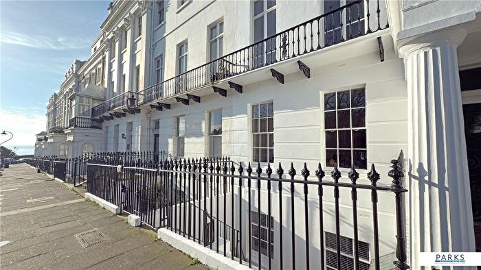 2 Bedroom Flat To Rent In Sussex Square, Brighton, East Sussex, BN2