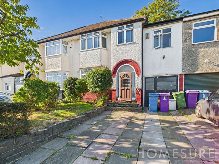 4 Bedroom Link Detached House For Sale In Barnham Drive, Liverpool, L16