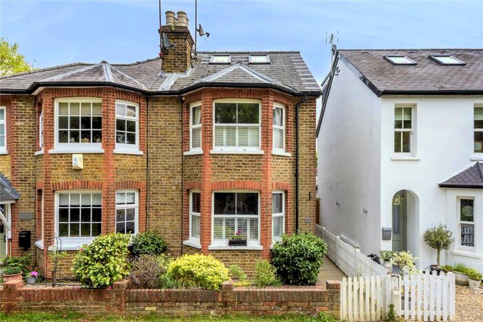 4 Bedroom Semi-Detached House To Rent In Portsmouth Road, Cobham, KT11