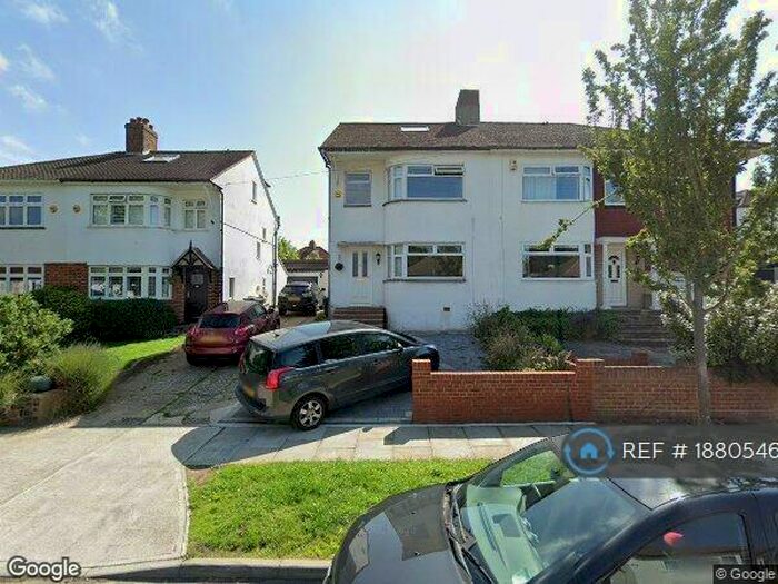 5 Bedroom Semi-Detached House To Rent In Bassetts Way, Orpington, BR6