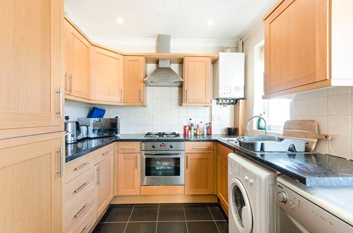 3 Bedroom Maisonette To Rent In St Barnabas Road, Mitcham, CR4
