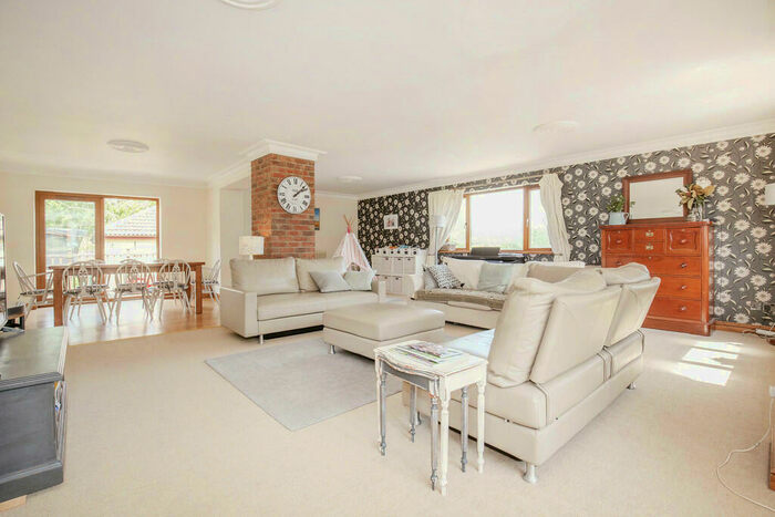 4 Bedroom Detached House To Rent In The Loke, Cringleford, Norwich, NR4