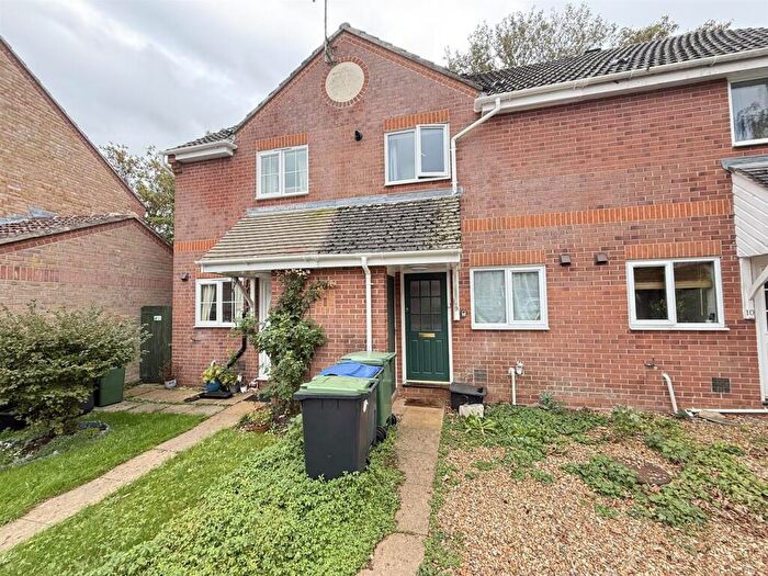 2 Bedroom Terraced House For Sale In Twickenham Way, Chippenham, SN15