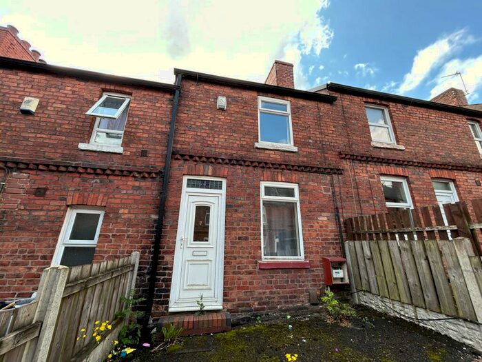 3 Bedroom Terraced House To Rent In Stonehouse Terrace, Newstead Village, NG15
