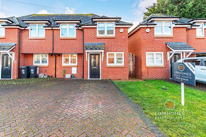 2 Bedroom Semi Detached House For Sale In Privet Road, Bournemouth, BH9