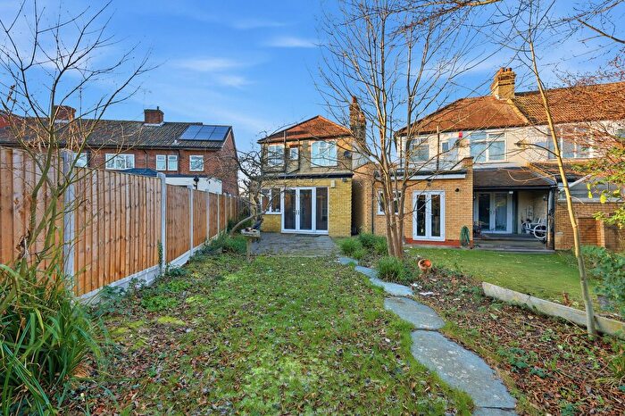 4 Bedroom Detached House For Sale In Hale End Road, Woodford Green, IG8