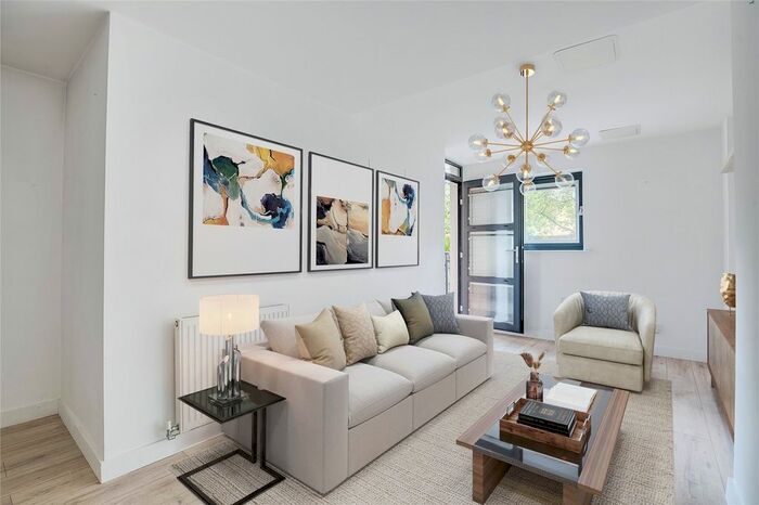 1 Bedroom Flat To Rent In Knight House, Scott Avenue, London, SW15