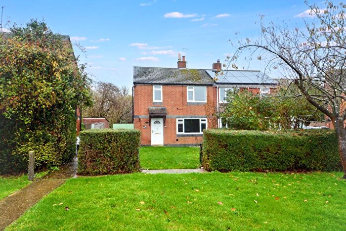 3 Bedroom Semi-Detached House For Sale In Bruces Close, Conington, Peterborough, PE7