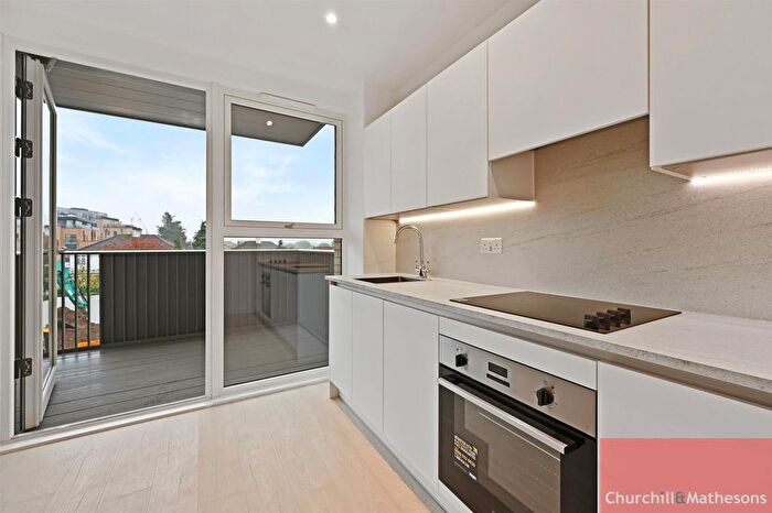 1 Bedroom Flat To Rent In Shearwater Drive, Hendon, NW9