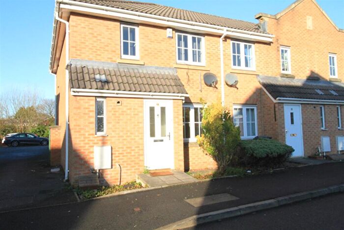 3 Bedroom End Of Terrace House To Rent In Yale Road, Manchester, M18