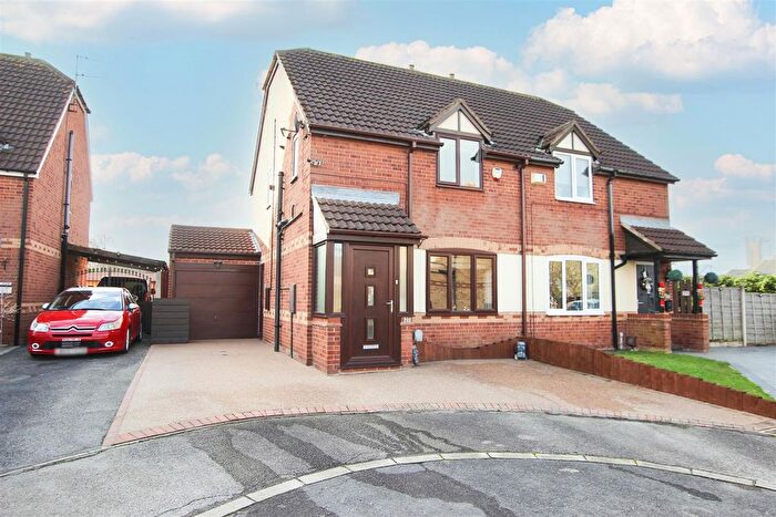 2 Bedroom Semi-detached House For Sale In Boundary Close, Edlington, Doncaster, DN12