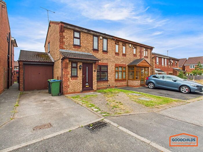 3 Bedroom Semi-Detached House To Rent In Oxlip Close, Delves, Walsall, WS5