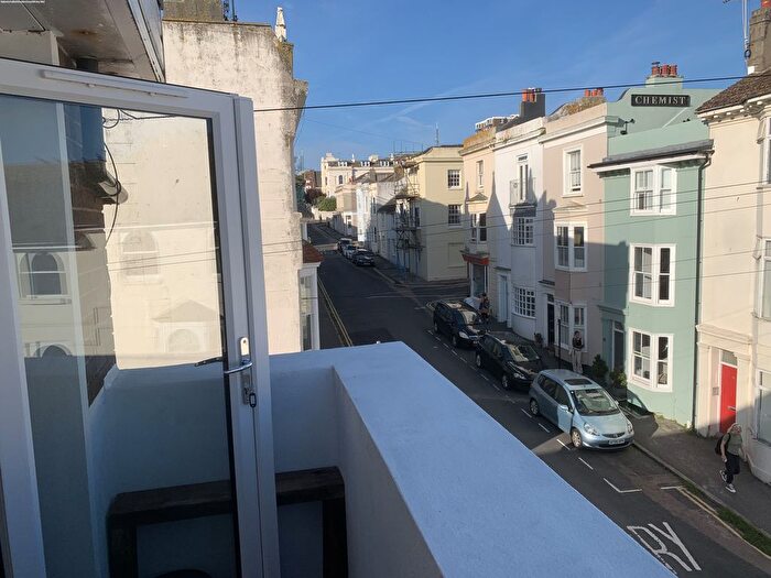 2 Bedroom Flat To Rent In College Place, Brighton, BN2