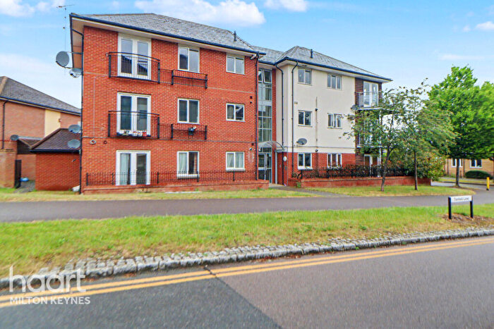 2 Bedroom Apartment For Sale In Tanfield Lane, Milton Keynes, MK10
