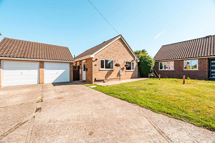 2 Bedroom Detached Bungalow For Sale In Plasset Drive, Attleborough, NR17