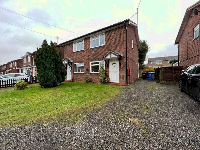 2 Bedroom Property To Rent In Dickens Drive, Kettering NN16