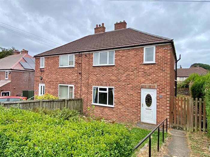 3 Bedroom Semi-Detached House For Sale In Hollybank Road, Rastrick, HD6