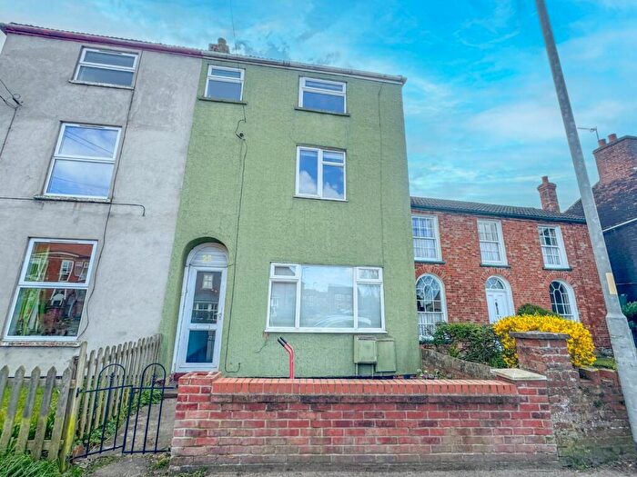4 Bedroom Terraced House For Sale In Willingham Road, Market Rasen, Lincolnshire, LN8
