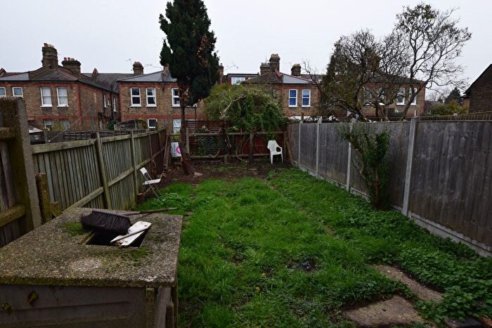 1 Bedroom Flat To Rent In Carr Road, London, E17