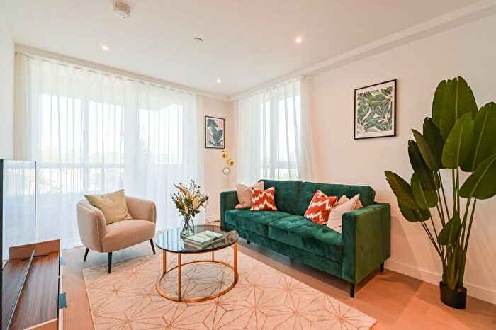 3 Bedroom Flat For Sale In Fulton & Fifth, Wembley, HA9