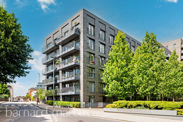 2 Bedroom Apartment To Rent In Danvers Avenue, London, SW11