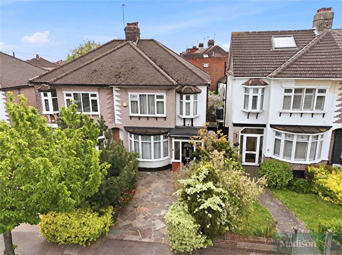 3 Bedroom Semi Detached House For Sale In Aragon Drive, Hainault, IG6