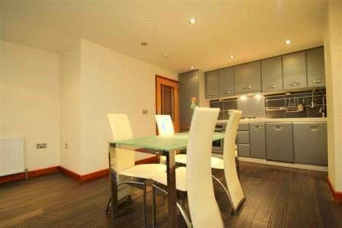 2 Bedroom Apartment To Rent In Horizon Building, George Lane, E18