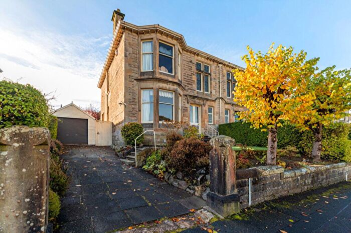 4 Bedroom Semi Detached House For Sale In Woodburn Road, Newlands, Glasgow, G43