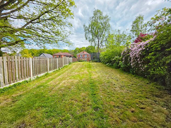 3 Bedroom Semi Detached House For Sale In Wood Walk, Wombwell, Barnsley, S73