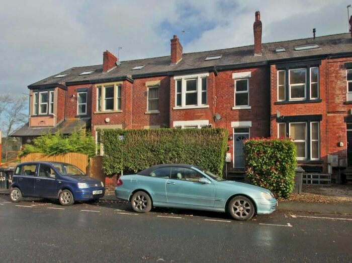 4 Bedroom Terraced House To Rent In Meanwood Road, Meanwood, Leeds, LS7