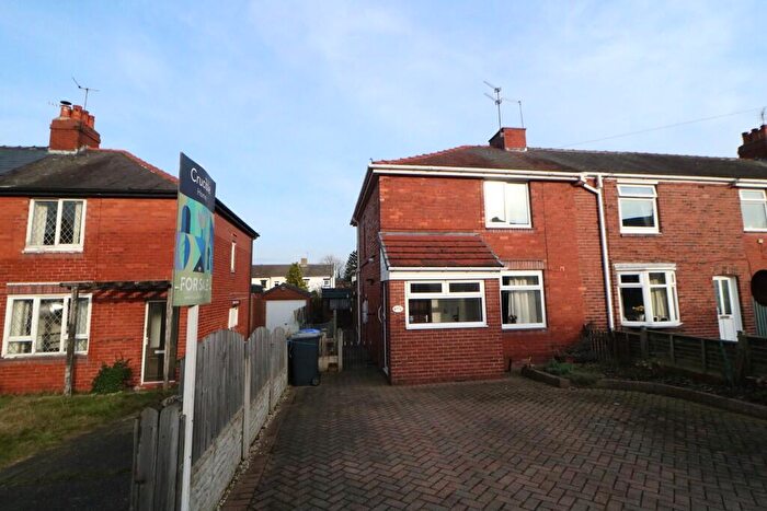 3 Bedroom End Of Terrace House For Sale In Greno View Road, High Green, Sheffield, S35