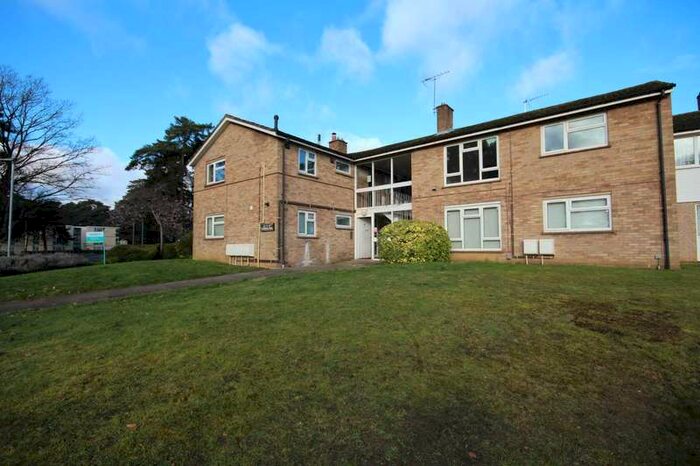 1 Bedroom Apartment To Rent In Uffington Drive, Bracknell, RG12