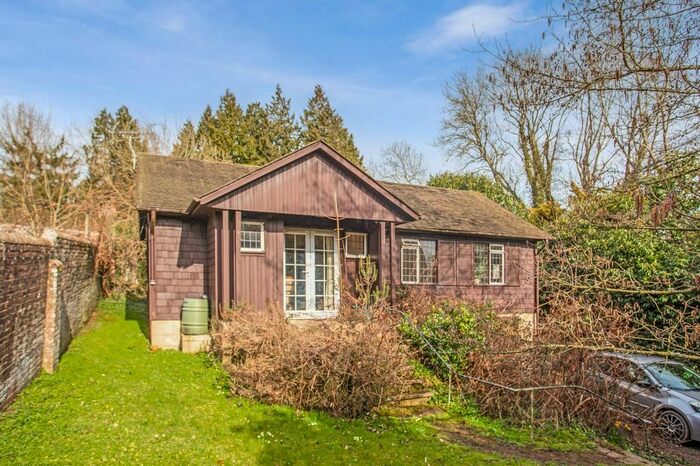 2 Bedroom Bungalow For Sale In Burrswood, Groombridge, Tunbridge Wells, Kent, TN3
