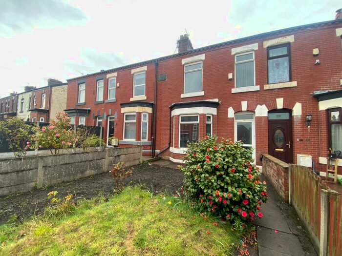 3 Bedroom Terraced House To Rent In Queen Square, Ashton-under-Lyne, OL6
