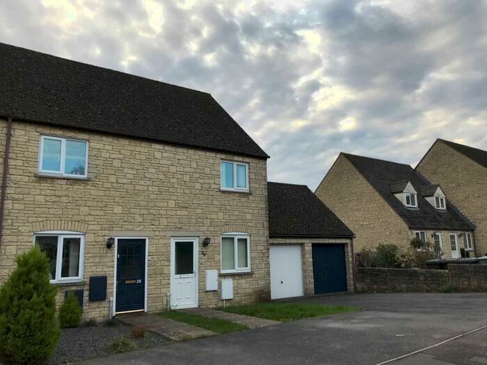 2 Bedroom Terraced House To Rent In Aldsworth Court, Witney, OX28