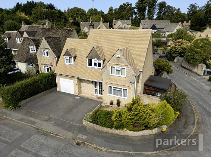 4 Bedroom Detached House For Sale In Court Close, Shipton Under Wychwood, Oxfordshire, OX7
