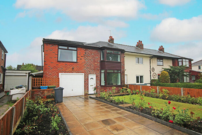 3 Bedroom End Of Terrace House For Sale In Preston Old Road, Clifton, PR4