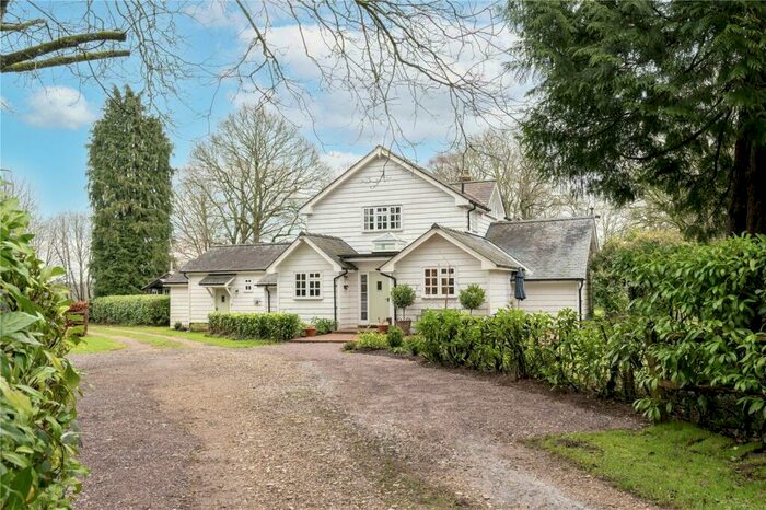4 Bedroom Detached House For Sale In Dairy Cottages, High Beeches Lane, Handcross, Haywards Heath, RH17