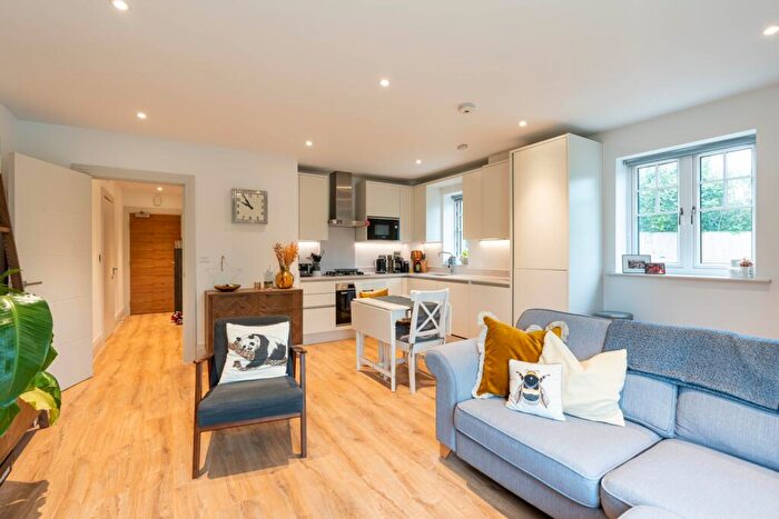 1 Bedroom Flat To Rent In The Heights, Cumnor Hill, Oxford, OX2