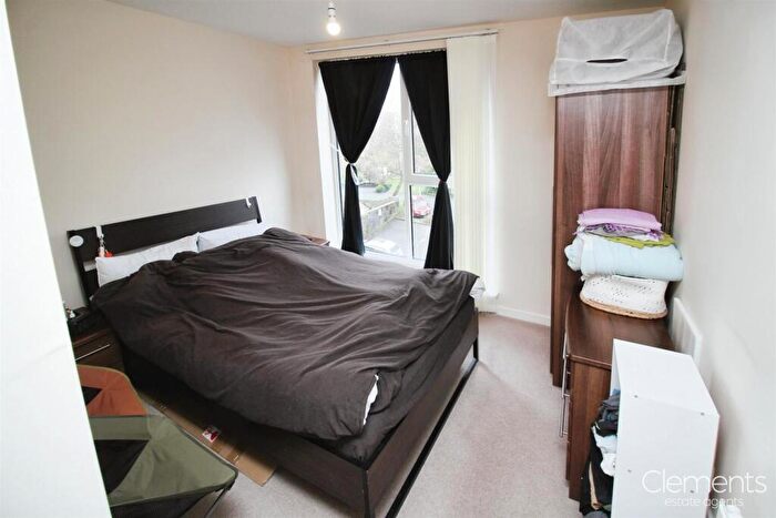 2 Bedroom Apartment To Rent In Midland Road, Hemel Hempstead, HP2