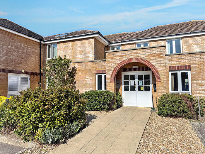 1 Bedroom Flat For Sale In Worthing Road, East Preston, BN16