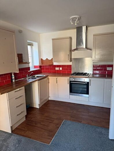 2 Bedroom Flat To Rent In Woodland Road East, Colwyn Bay, LL29