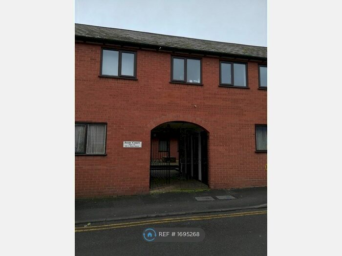2 Bedroom Flat To Rent In Avon Court, Evesham, WR11