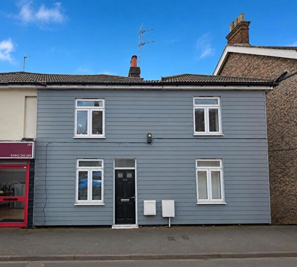 1 Bedroom Flat To Rent In Lower Church Road, Burgess Hill, RH15