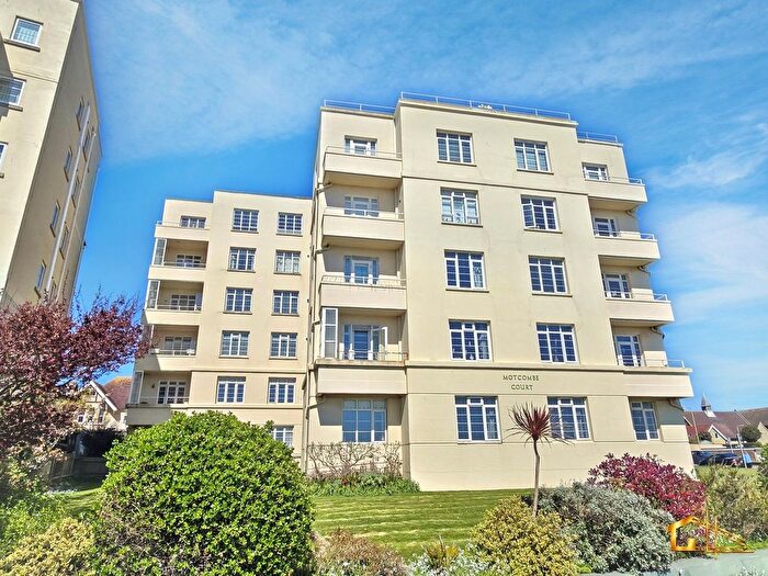 2 Bedroom Flat For Sale In Motcombe Court, Bedford Avenue, Bexhill-On-Sea, TN40