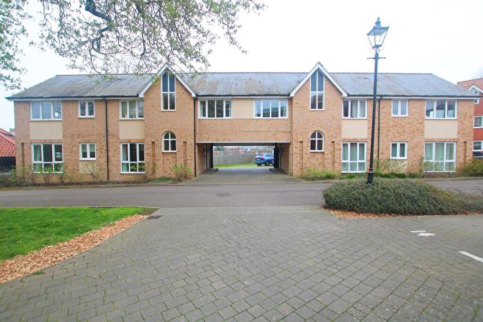 2 Bedroom Apartment To Rent In Abernant Drive, Newmarket, CB8