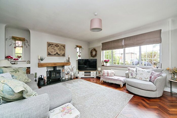 2 Bedroom Detached House For Sale In Church Road, Colwyn Bay, Clwyd, LL28