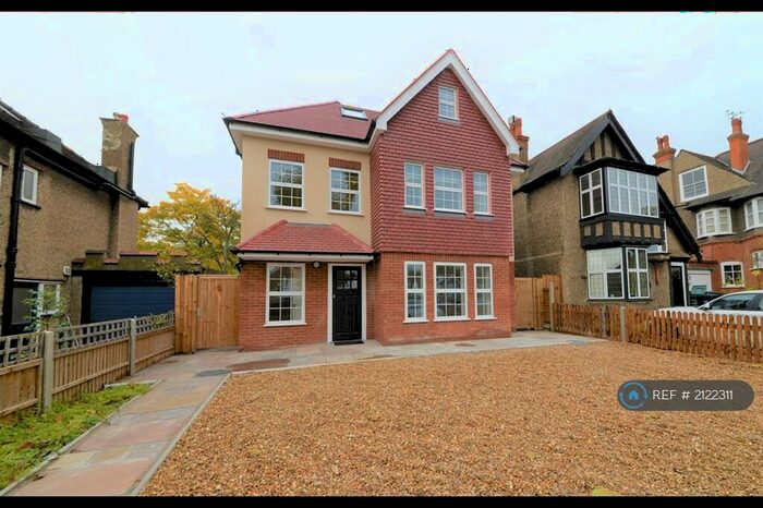 4 Bedroom Maisonette To Rent In Dollis Park, London, N3