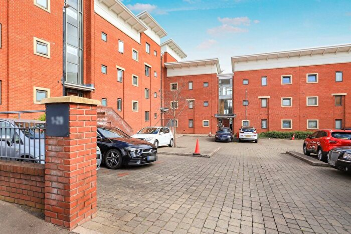 2 Bedroom Flat For Sale In Albion Street, City Centre, Wolverhampton, WV1