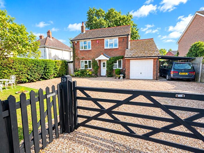 4 Bedroom Detached House For Sale In Stopples Lane, Hordle, Lymington, Hampshire, SO41